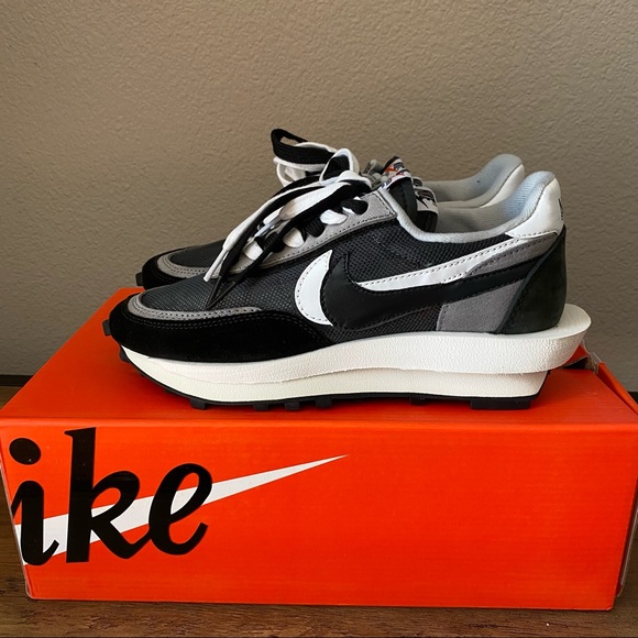 Nike Other - Nike Sacai Waffle